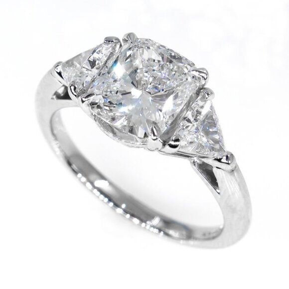 💍 Radiant Cut Crystal Clear Advanced Custom Rings for Women, PD498 - Picture 1 of 7